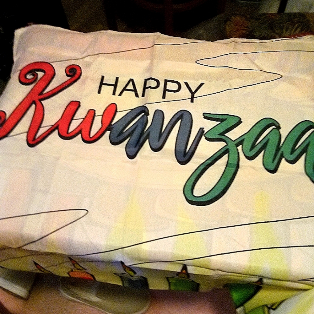 Kwanza table cloth